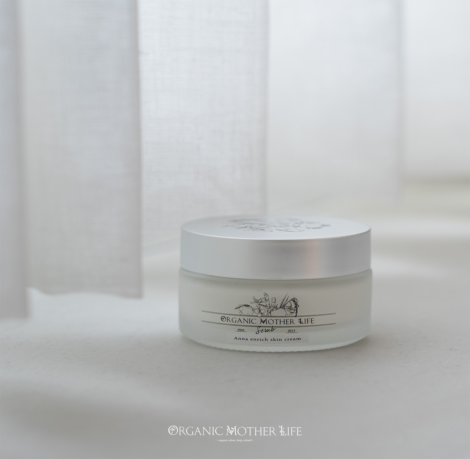 クインテットアンナミルククレンジング 120ml（洗顔料/乳液